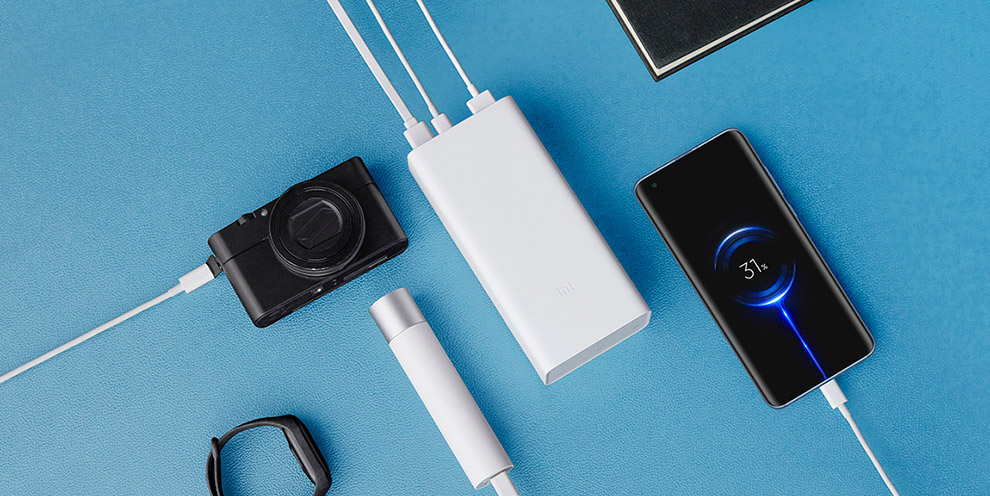 Внешний аккумулятор Xiaomi Mi Power Bank 3 Quick Charge Edition (30000 mAh) Внешний аккумулятор Xiaomi Mi Power Bank 3 Quick Charge Edition (30000 mAh)
